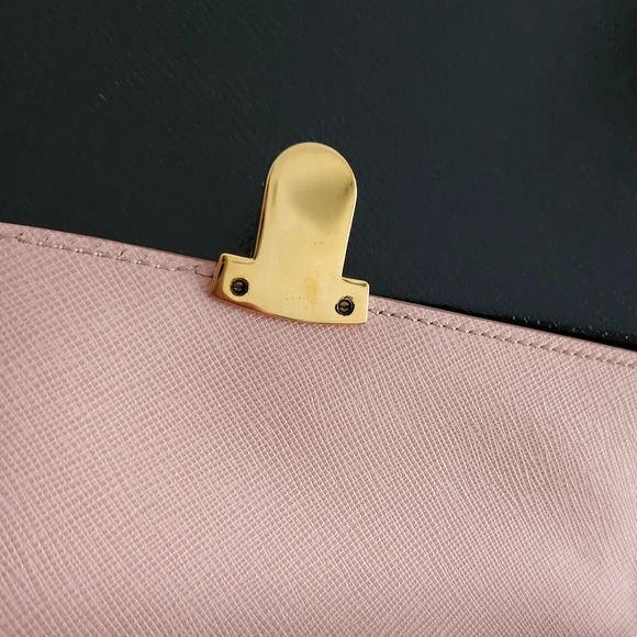 AUTHENTIC PRADA Contenitori Piatti Pink Orchidea Saffiano Clutch - Picture 10 of 16